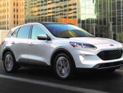 Ford Escape PHEV Redefining Hybrid Efficiency and Performance